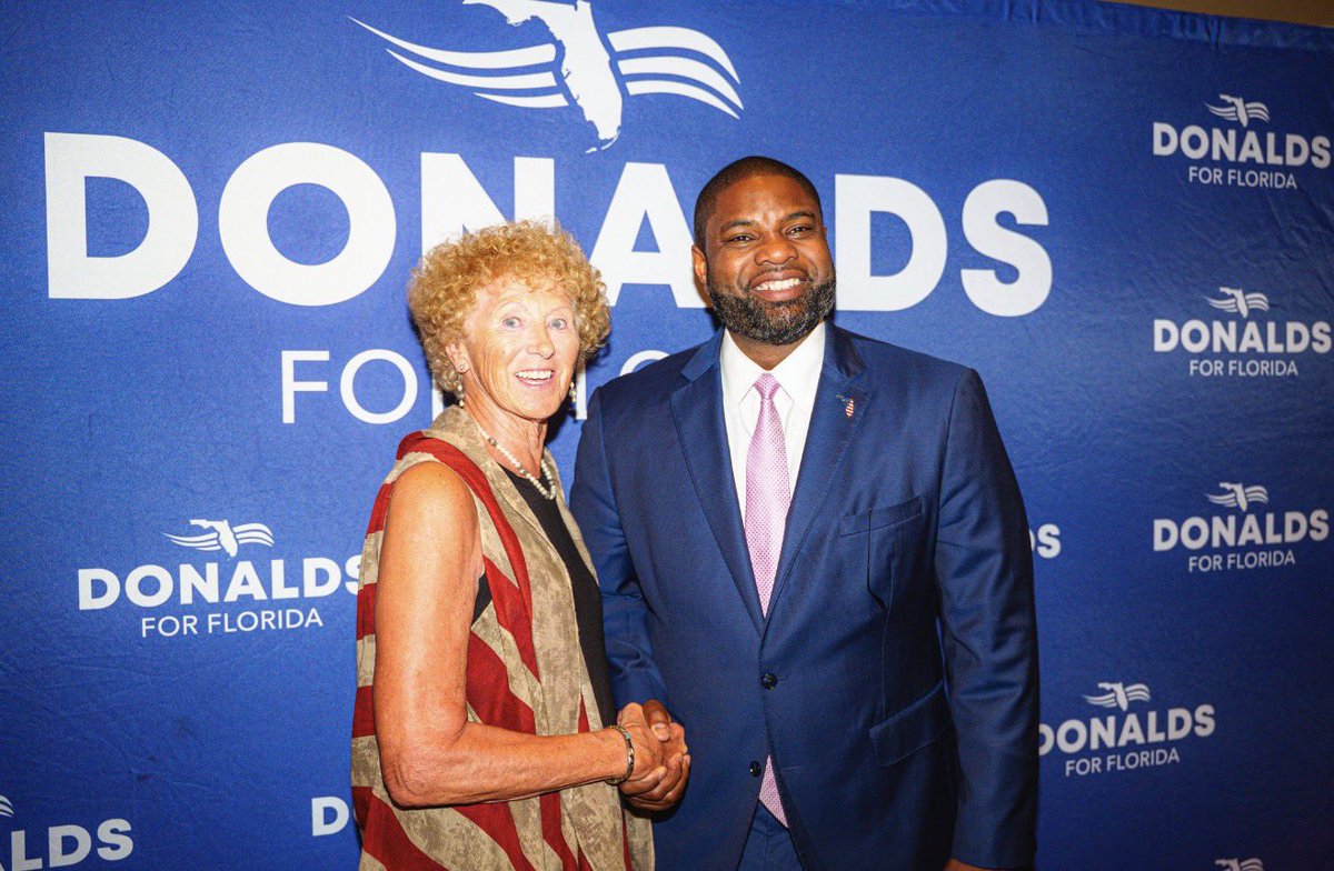 ByronDonalds tweet picture