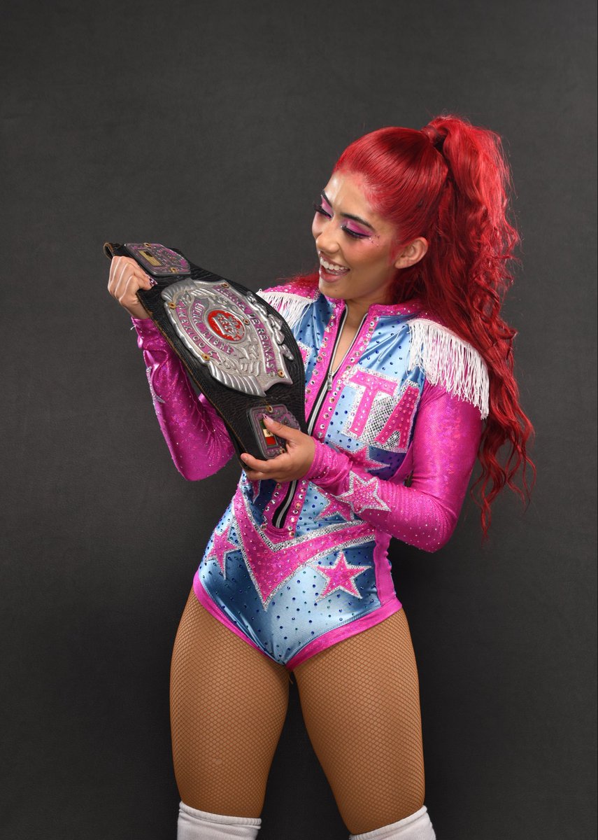 LaCatalinagar's tweet photo. Tu nueva Reina de Reinas @luchalibreaaa ✨🩷 https://t.co/yQELXhoDkW