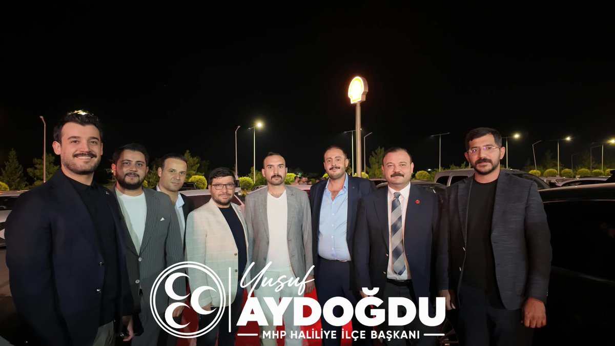 MHPhaliliyeurfa's tweet photo. MHP Haliliye İlçe Başkanımız Sn. Yusuf Aydoğdu ve yönetim kurulu üyelerimiz ile birlikte Bilgin ve Küçük ailelerinin düğün merasimine katılım sağladık. Genç çiftimize bir ömür boyu mutluluklar dileriz.
@MHP_Bilgi 
@dbdevletbahceli 
@Sanliurfa_MHP 
@eczosmanmutlu 
@yusufaydogduu https://t.co/tEz8IRUEEf