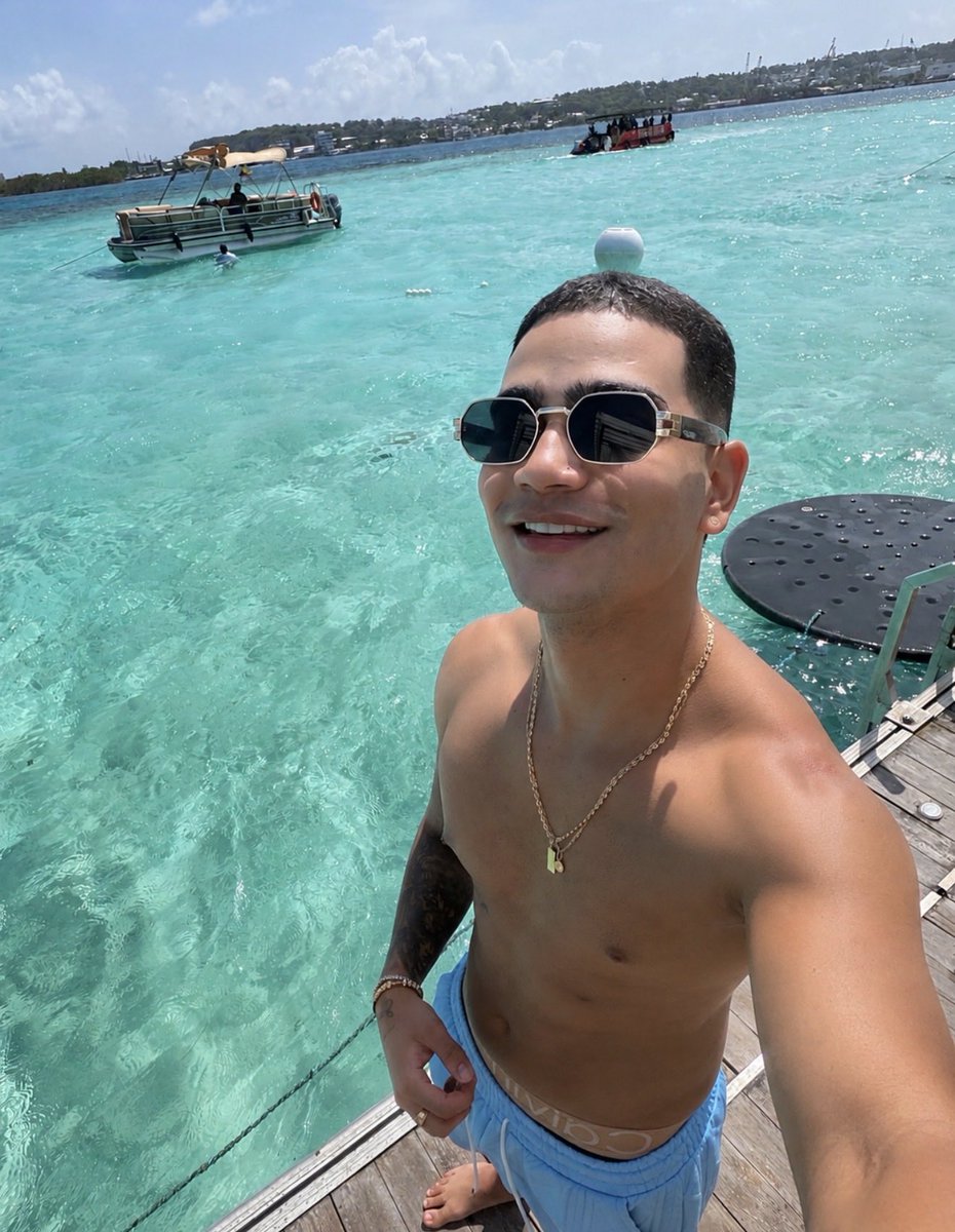 0Alec0's tweet photo. 🌊 https://t.co/5iywvU2rwd