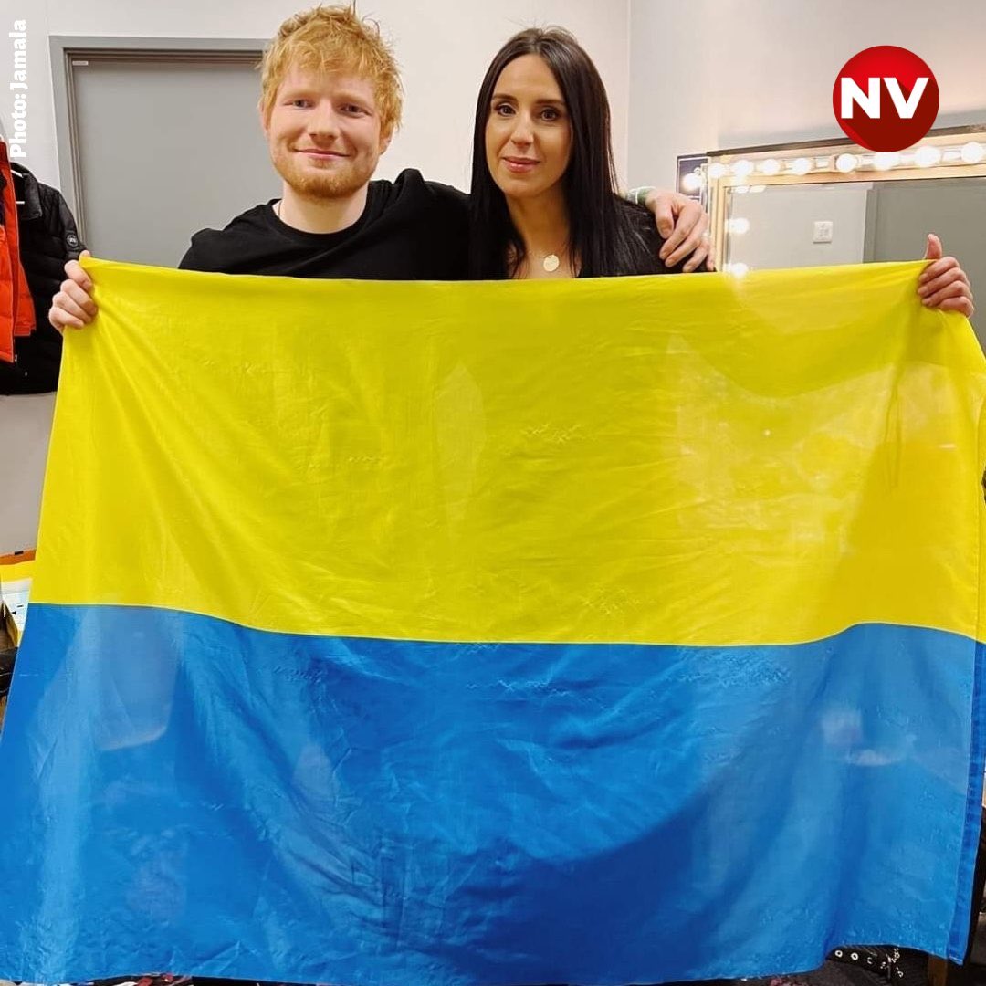 RataplanTV's tweet photo. Ed "I don't take sides" Sheeran #sheeran #Macklemore https://t.co/e2rgZZlF8a