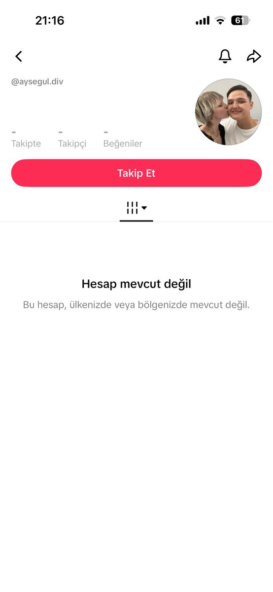 ayseguldiv's tweet photo. 12 Eylül’de başlatılan sözde “Ailem Güvende” adlı LGBT+ düşmanı kampanya, maalesef benim TikTok hesabımı da hedef aldı.

Bu hukuksuz ve ayrımcı karara asla boyun eğmiyorum.

Vardık. Varız. Ve hep var olacağız. 🏳️‍🌈#AilemGüvende #AilemGüvendeDeğil 
@KaosGLHaber @KaosGL #lgbttürkiye https://t.co/OXMhF6TQMP
