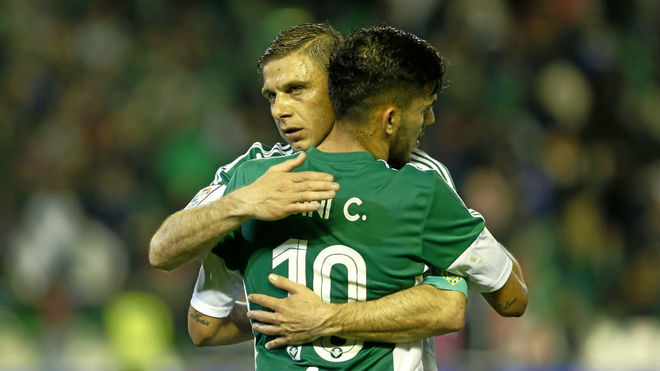 LaLigaenDirecto's tweet photo. #DATO Un calco de Joaquín Sánchez.

Dani Ceballos vuelve a jugar con el @RealBetis 9 años, 3 meses y 22 días después.

Joaquín Sánchez volvió a jugar con el @RealBetis 9 años, 3 meses y 30 días después. https://t.co/PouU4oo30b