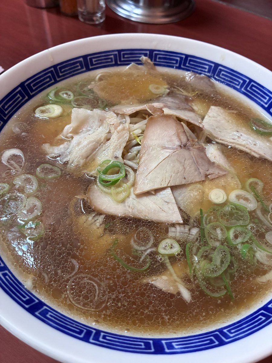 fukusuke0102's tweet photo. #昼メシ
#中華そば
山口県下松市にある「中華そば 蘭らん」🍜
美味しかったです‼️ https://t.co/rz0nHcJMCb