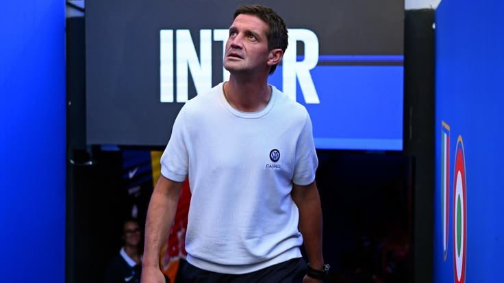 CPknowsball's tweet photo. Cristian Chivu, what a brilliant coach you are. I’m watching Inter Milan right now, and I watched them against Real Madrid too. My God, their football is so beautiful. 😭🔥 https://t.co/p2hJYvy53R