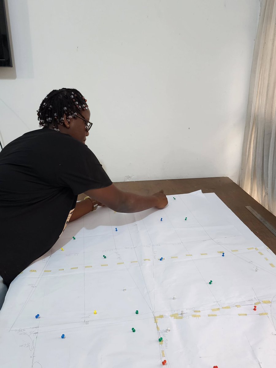 isleygata's tweet photo. Week 2: Introduction to Basic Pattern Making

Faderera learned the tools and drafted skirt, pant, bodice, and circle skirt blocks. These foundational patterns improve fit, reduce mistakes, save fabric, and support professional garment design. https://t.co/gxxVq9WJp9