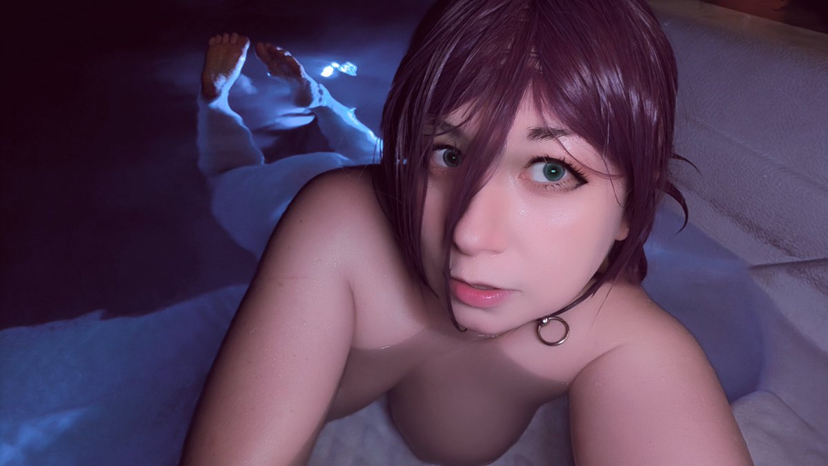 UsatameCosplay's tweet photo. Had so much fun last night shooting my Reze POV pool video! 

Can't wait to edit the video, the shots on the camera display looked so good!

Pss...The VOD of the stream is up on my VIP feed for free! 💣

#csm #chainsawman #nsfw https://t.co/sLYyZx66MD