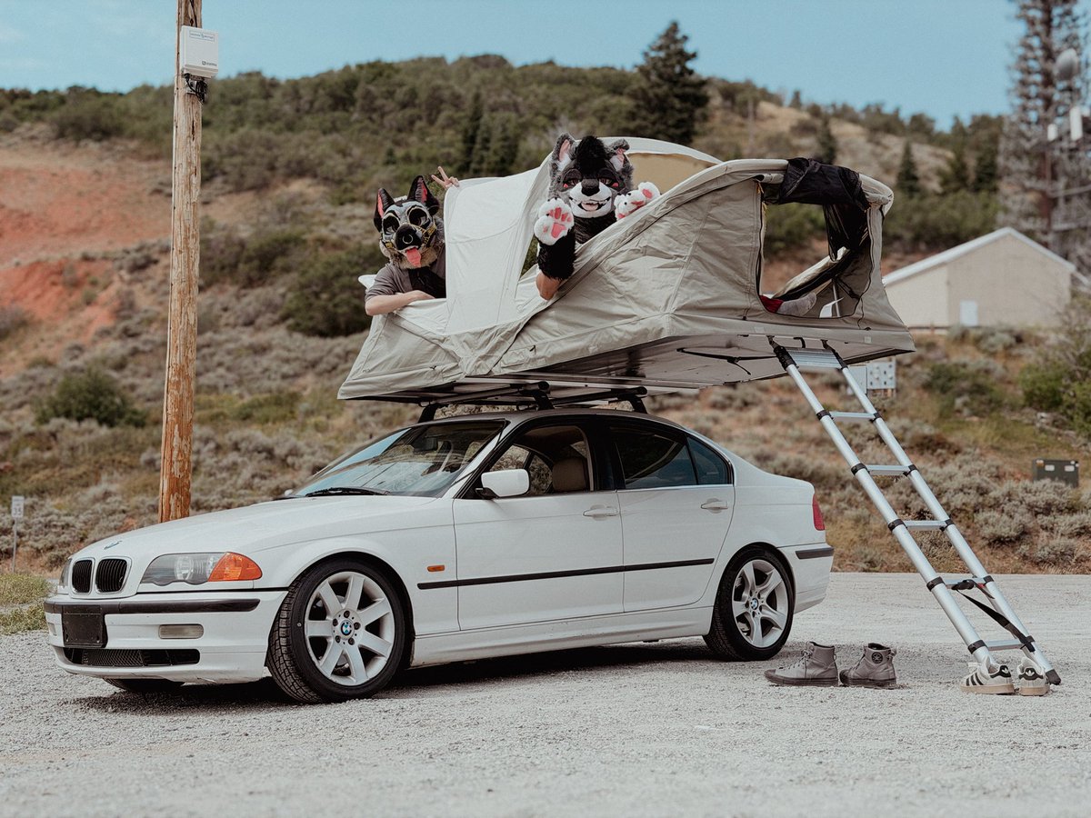 _SHosun's tweet photo. Took the drift car camping:3 https://t.co/V9JDUoG1Bn