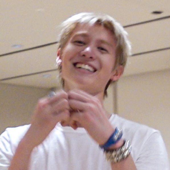 myb1uelips tweet picture