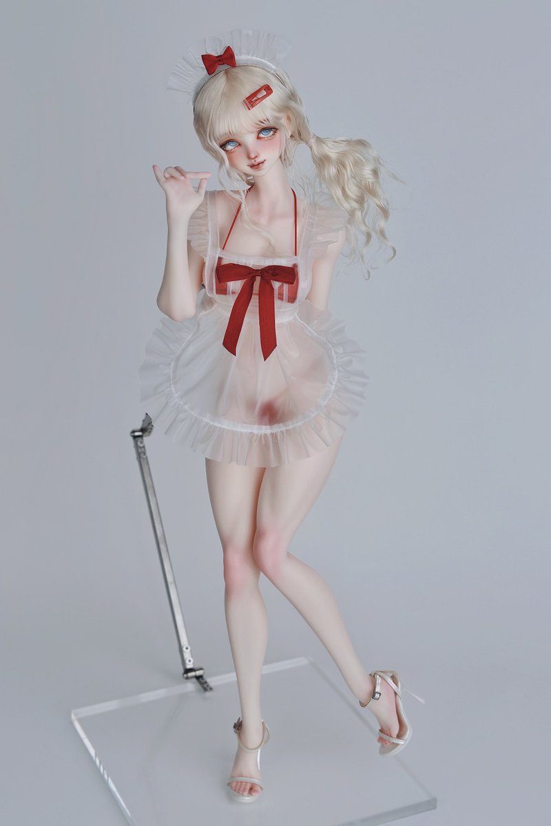 Minimalism_BJD's tweet photo. 这套磨砂半透明女仆围裙套装已经上啦,快快预定,名额有限哦!
这次开了普四和蜜桃体两个尺寸!
@dreamstarsdoll @dongyudoll 阿冬拍的美图🩶🤍🩶
#bjd娃衣 #bjdclothes #梦繁星人形社 #minimalismclothes #doll #dollclothes https://t.co/AbX809QFb7