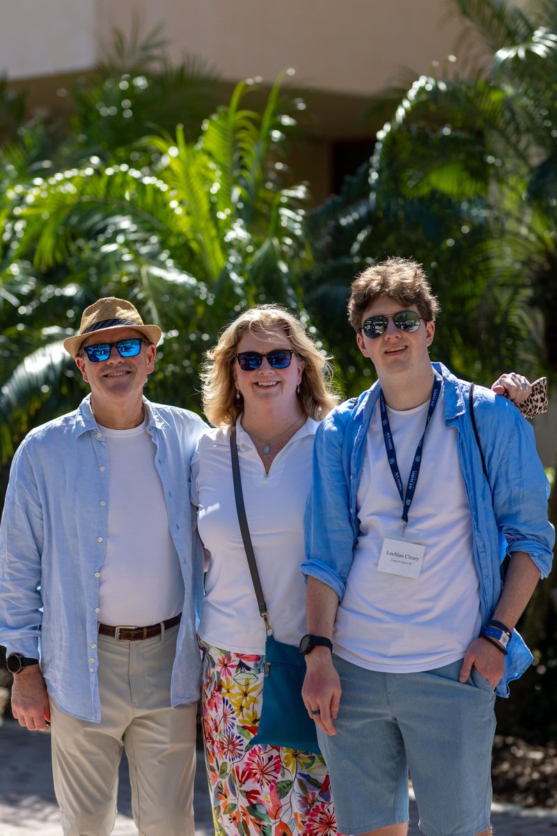 avemariauniv's tweet photo. The Ave Maria Experience: two days on campus, sit in on classes, meet professors, attend Mass. Space is limited. Register: https://t.co/b5PQr2wWKV
#AveMaria #FutureGyrenes https://t.co/0l0i3d1Uic
