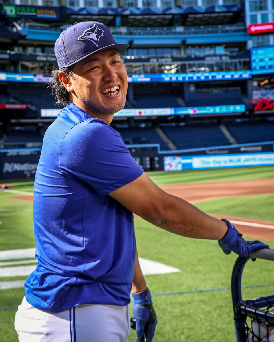 BlueJays's tweet photo. September Baseball in the city 😁 #BlueJays50 https://t.co/nKZd1NdXSf