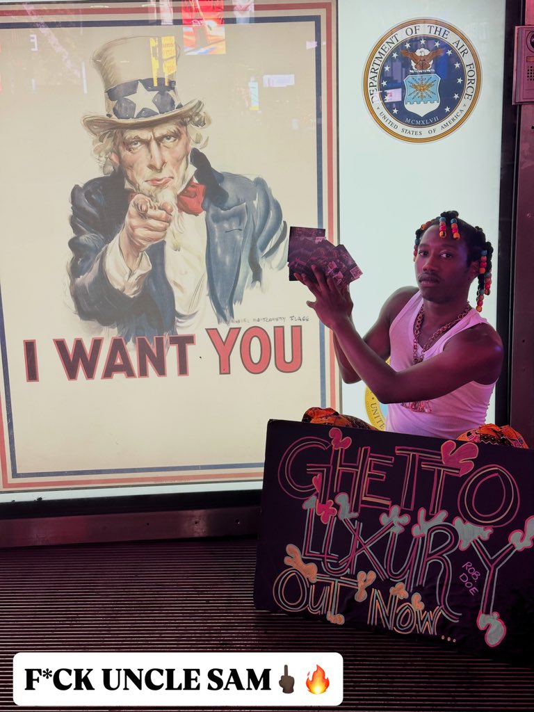 INFIN8LIF3FORM's tweet photo. UNKL SAM JUST WANT US TO FALL BUT WE 10 TOES👣😤

“PYRAMIDS” MUSIC VIDEO OUT NOW👇🏿

https://t.co/49dtp0Z6Kj https://t.co/duGZJoOYnr