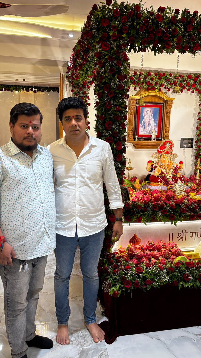 PIIYUSHHT's tweet photo. गणपती बाप्पा मोरया 🙏 @avinash_mns https://t.co/7C0G1KTVpp