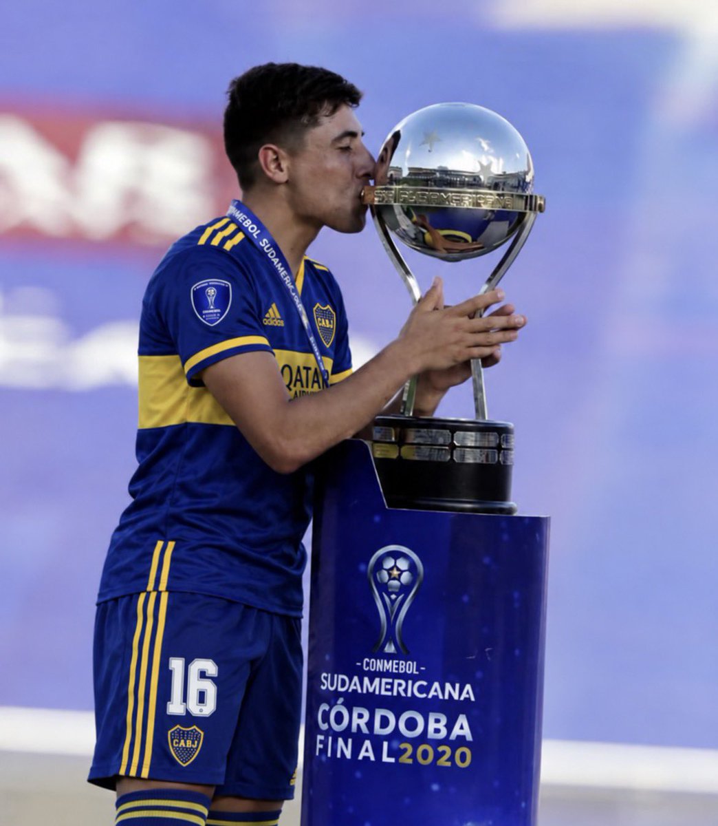 frabigolxeneize's tweet photo. DICEN QUE EL FUTBOL LE DEBIA UNA SUDAMERICANA A MERENTIEL,QUE SABEN CUANTAS LE DEBIA? Y SI LE DEBIAN DOS? https://t.co/9yyQO3NeIm