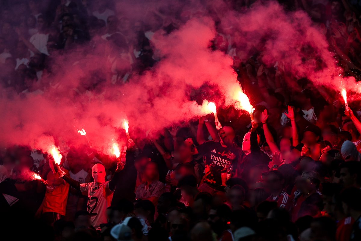 ultrasbenfica__'s tweet photo. https://t.co/h8LFJDXzAj
