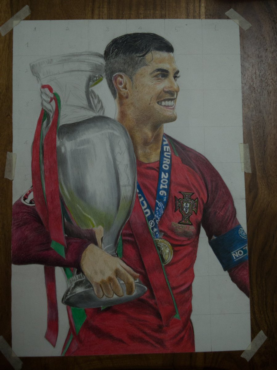 jackotienoart's tweet photo. Final stages of my sports art collectible item titled 'Rivalry redefined but still GOATED" celebrating @Cristiano legendary career. I trust it shall reach him 🙏.
@ManUtd @SportingCP @selecaoportugal #artistsonx #art #colourdrawing https://t.co/PbNg2yBBeZ