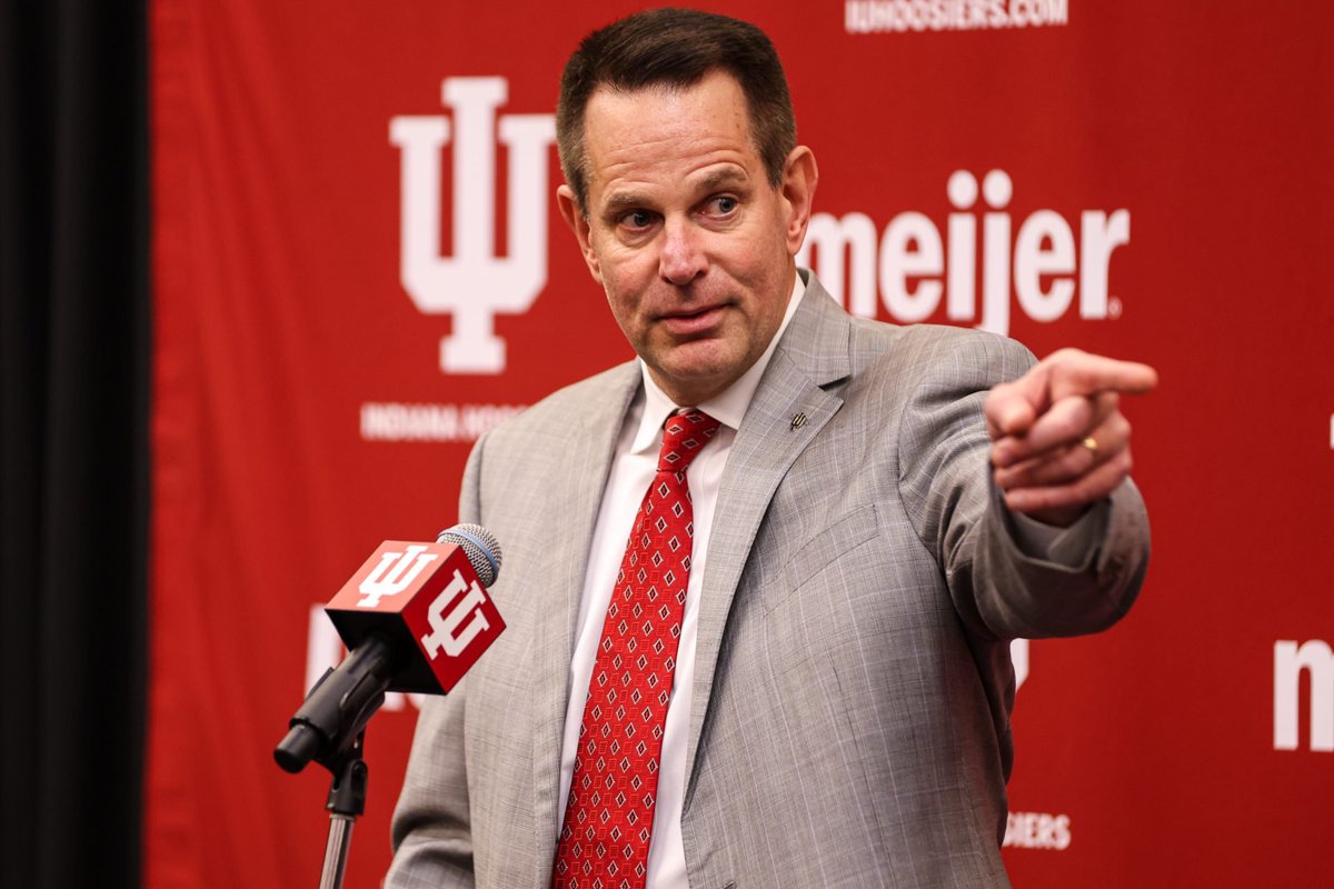 daily_hoosier's tweet photo. Fun fact:  Indiana has now been ranked in the AP Top-10 more times since Curt Cignetti was hired (22 times) than the entire prior history of the program (21 times). #iufb https://t.co/hMovwEGJtL