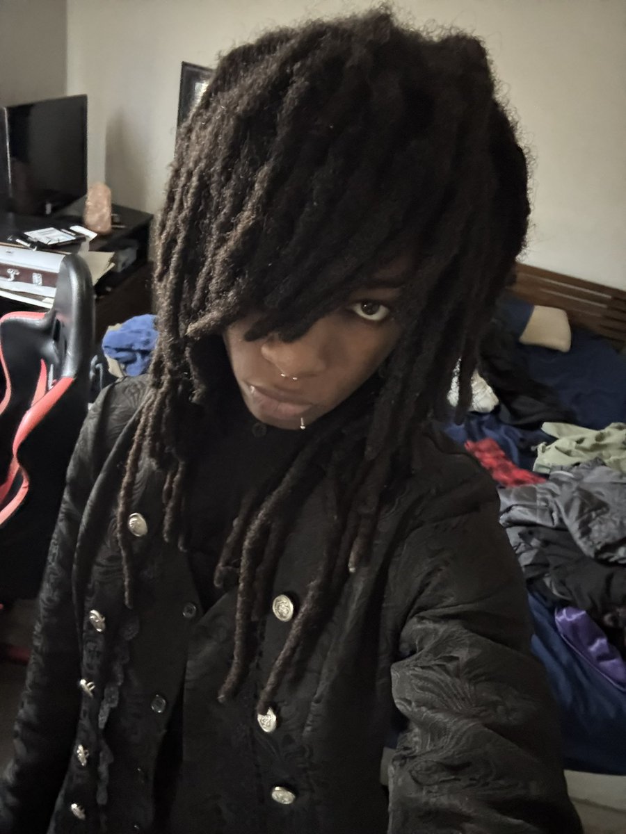 Johannesmorus's tweet photo. You may gaze upon me if you wish https://t.co/uxCbLTdwBz