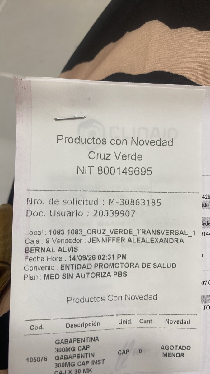 Francesca_Cataa's tweet photo. @MinSaludCol @AnaVesga_G agotados en medicamentos esenciales en @CruzVerdeCo Ibagué. 
Quien se va a tener la responsabilidad de entregar los pendientes que queden ?
Y con medicamentos que tienen varias entregas ? 
No hablo de acetaminofen, son esenciales, cardio, clínica deldolor https://t.co/FQiGDJrFF4