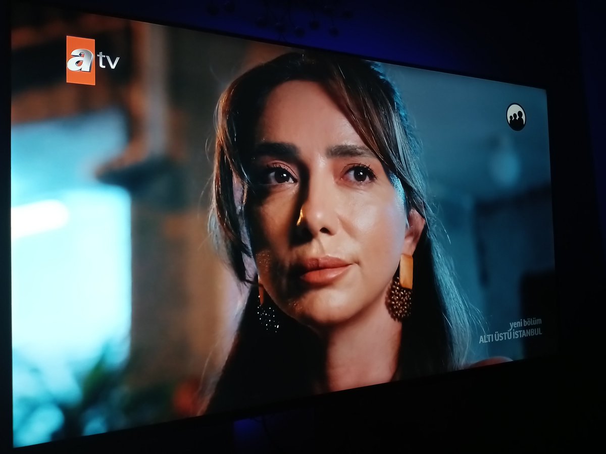 oyqugurmankolik's tweet photo. #AltıÜstüİstanbul #YeniBölüm #FahriyeToprak https://t.co/mqfAKdjiQD