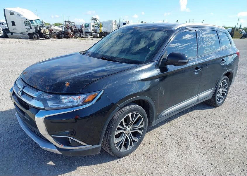 banaUTD's tweet photo. 2016 MITSUBISHI OUTLANDER
80k Buying and Shipping. https://t.co/58ZP9eoz6n
