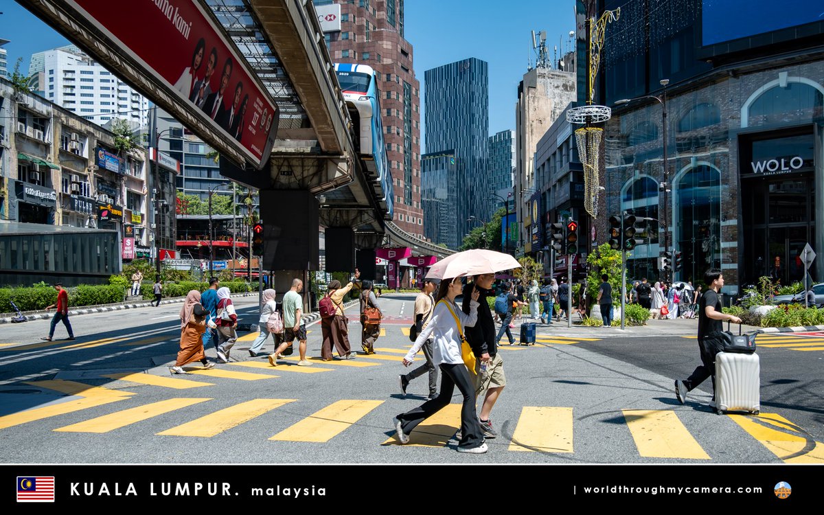 TheWorldCamera's tweet photo. 🇲🇾 Kuala Lumpur, Malaysia

Hyper-Modern Bukit Bintang in Kuala Lumpur.

#KualaLumpur #Malaysia #BukitBintang #ModernCities https://t.co/g90MJsJMau