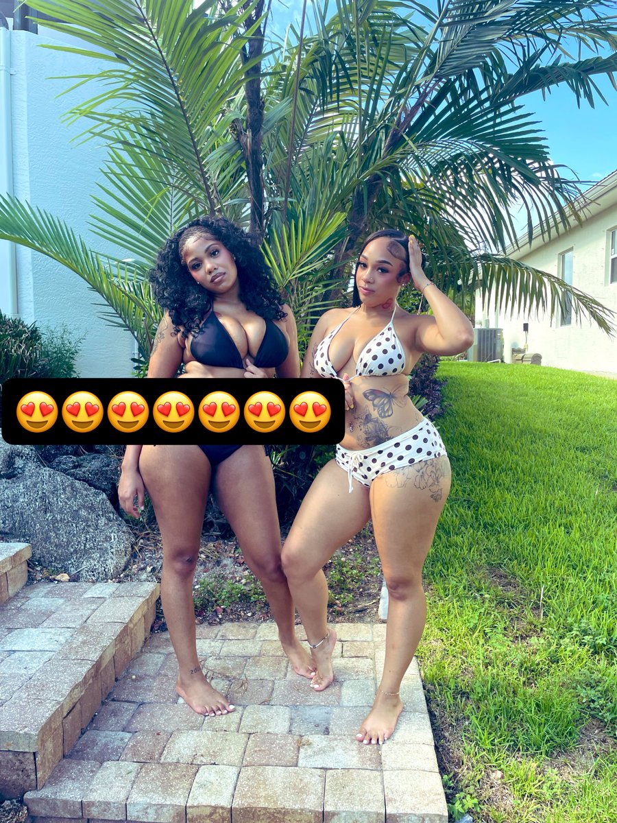 itsnaiyyya's tweet photo. #explore #twinsisters😍😍😍 https://t.co/zjTy6uYIdR