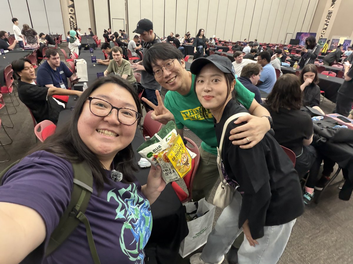 TCGcardcouple's tweet photo. @k__ahn @selmo88sh @fabtcg Was so nice meeting both of you!! Thank you so much for the snacks. Hope to see yall again next time! 😌 https://t.co/xEZCD8Topm