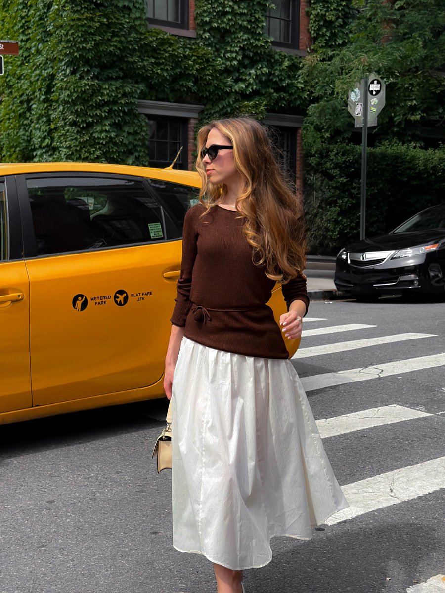 emanuele_nog's tweet photo. Summer evenings in the West Village with @valentino. Beauty Hair &amp; Body Mist completes my look. https://t.co/6F0Cw8MG2l