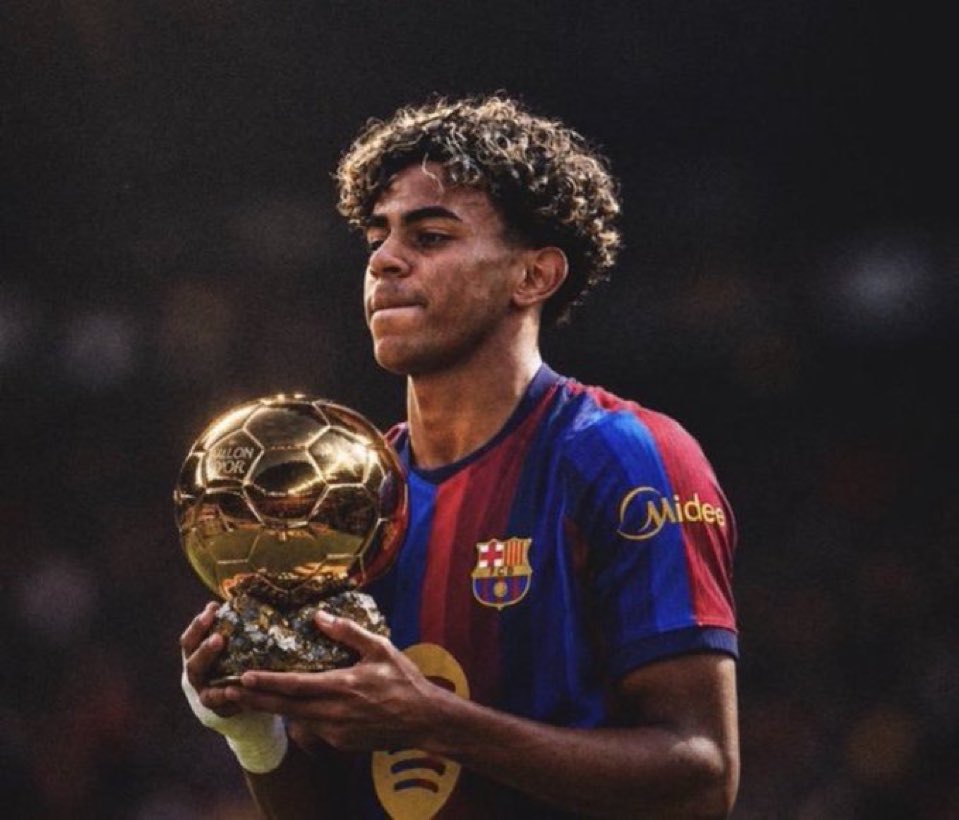ActualiteBarca's tweet photo. On y pense. 🔜🌕 https://t.co/fBRhYGU8Kp