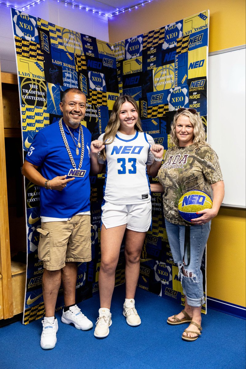 basketballava27's tweet photo. After an amazing visit and conversation with @CoachJRow and @coach_mhall4!I’m very grateful to receive my first official offer!! @NEO_WBBall https://t.co/BZaQxyjKj1
