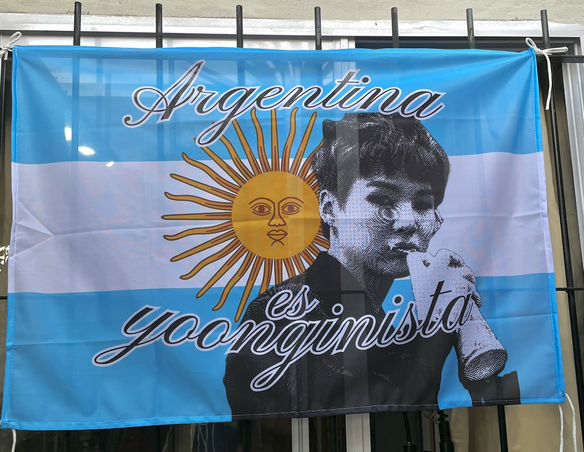 pjmnhani's tweet photo. ESTA LOCURAAAAAAAAAAA -38🇦🇷 https://t.co/0oSeyNCRyU