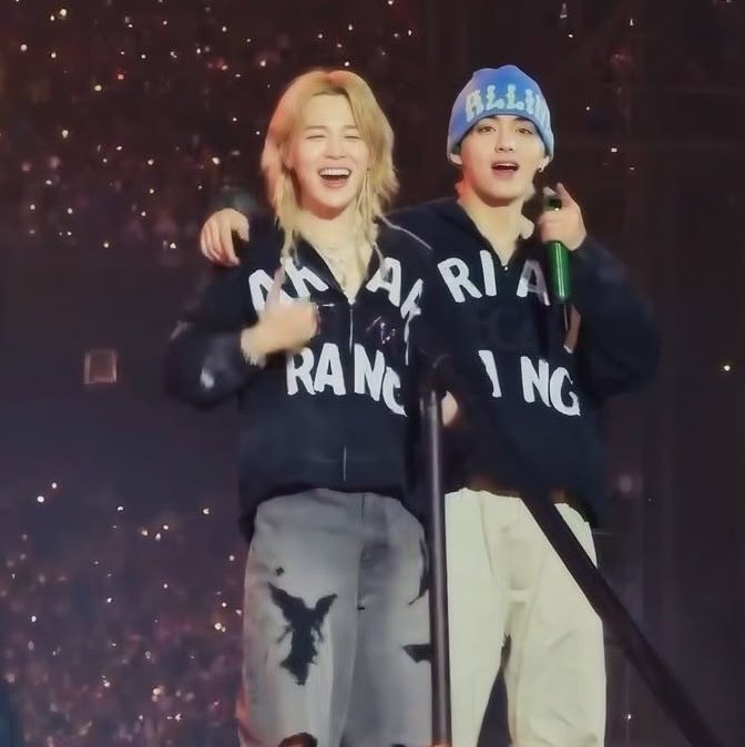 taehyungvault's tweet photo. adore every single bts bond with my whole soul but vmin pull at my heartstrings in a way i’ll never find the words for 🤍🫂 https://t.co/oSBgQpAkmt