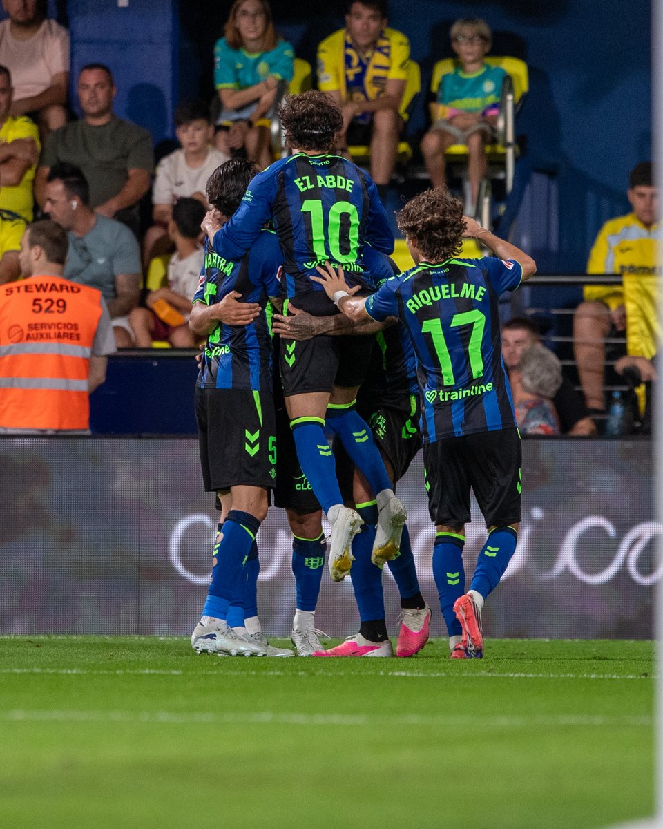 RealBetis's tweet photo. ¿Me notas ilusionado, verdad? 🤩 https://t.co/1QdQLpyL4H