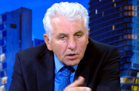 SerbiaINSPECT's tweet photo. Veli Baki:

"Ove pro-ustaške snage..."

Dobro upamtiti ovo perfidno lojalističko govedo, seme mu boljševičko jebem! https://t.co/SwBtMb6xEl