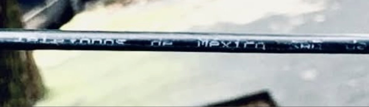 ClaudiaPal6046's tweet photo. @kikemaraka el sábado 29 de agosto tuvo un accidente en moto por la irresponsabilidad de TELMEX @Telmex al dejar un cable tirado a la mitad de la calle y se enredó en su volante. Esto provocó fractura de clavícula y golpes, quién responde? @Telmex @AlcaldiaCoy @ClaraBrugada https://t.co/8UGvJSlK6W
