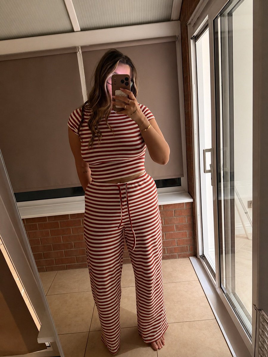 queenroxyyy1_'s tweet photo. 🫧🫧🫧 vibes

Findom paypig cashpig cashcow cuck whalesub humanatm https://t.co/mFwXY7IjCZ