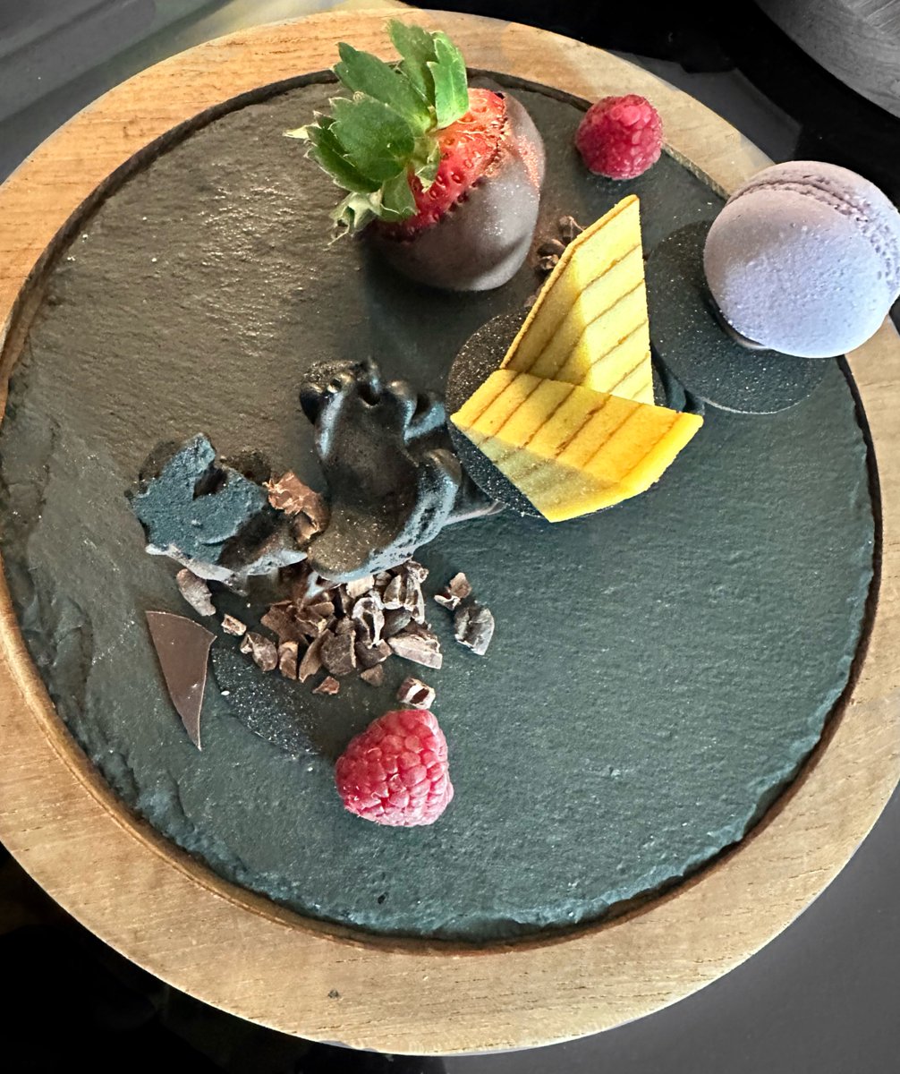 PlumpyBootyGirl's tweet photo. Dessert buat gelitikin lambung🙂‍↕️ https://t.co/CaTjJeRAtn