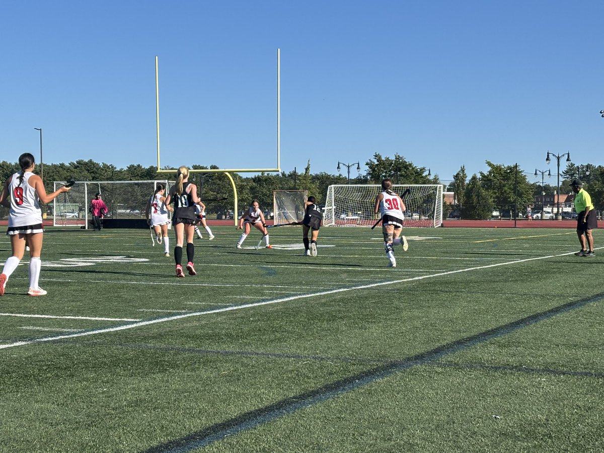 GORAMSathletics's tweet photo. Field Hockey Final:
Marshfield 1
Whitman Hanson 1
Marshfield goal scored by Georgia Concannon. https://t.co/x0LHX1GOMB