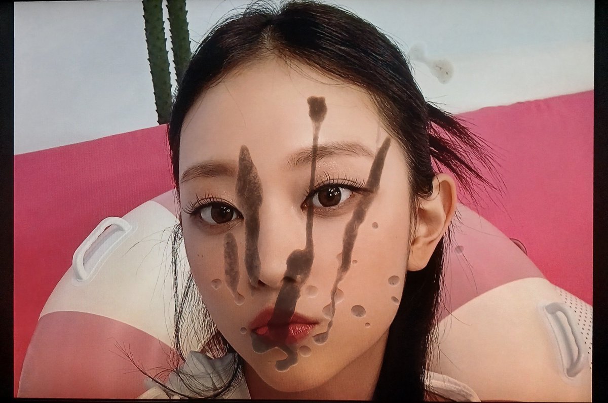 suIlygoon's tweet photo. kitty♡
#cumtribute #kpopfap #haerin https://t.co/cxGjxmEQ1u