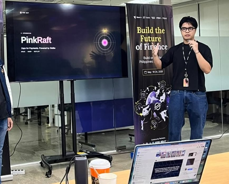 artisamlabs's tweet photo. "You don't have to be born exceptionally talented."

Carl Macabales went from his first-ever hackathon to a podium finish to Lead Developer of Centient — now backed by a $5,000 SDF Instaward grant. 🏆

New Builder Showcase 👇
https://t.co/enwFUjKo2l
#Stellar #Web3PH https://t.co/oqF1aUN7C8
