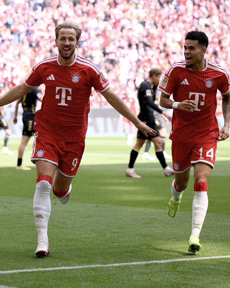 FCBayernES's tweet photo. 9/14 o 14/9. Sea como sea, un día especial 🥵 https://t.co/3UQfxjxPBI
