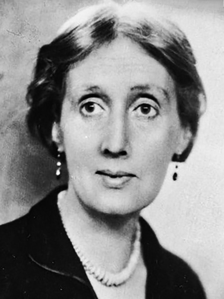LiteraryVienna's tweet photo. „Autumn is my season, dear. It is, after all, the season of the soul.“

Virginia Woolf https://t.co/yjNhXLR4Jq