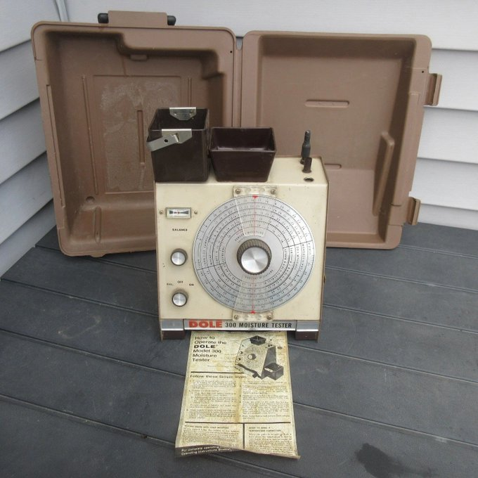 rusticrelics04's tweet photo. Dole 300 Moisture Tester with Case & Instructions Grain Corn Wheat BP-70-1 https://t.co/PdkPsrBNsd #eBay via
@eBay
#FarmEquipment #AgricultureEquipment #FarmingTools #GrainFarming #CropTesting #HarvestEquipment #GrainStorage #VintageFarmEquipment #Farmers #AgEquipment #DoleBP701 https://t.co/Gtw9bsBBYB