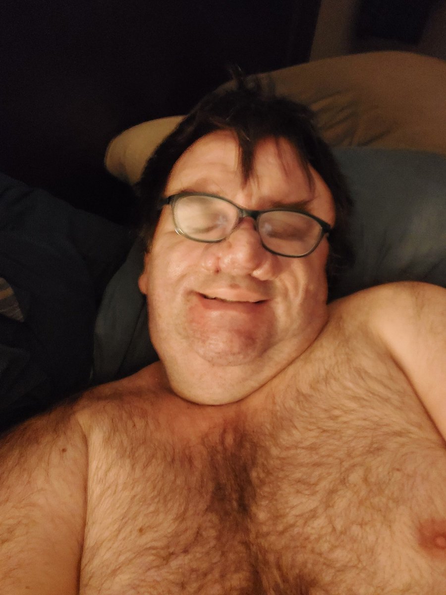 RobertWillev2k's tweet photo. Can we chat on zangi baby https://t.co/P52hGyX5Lk