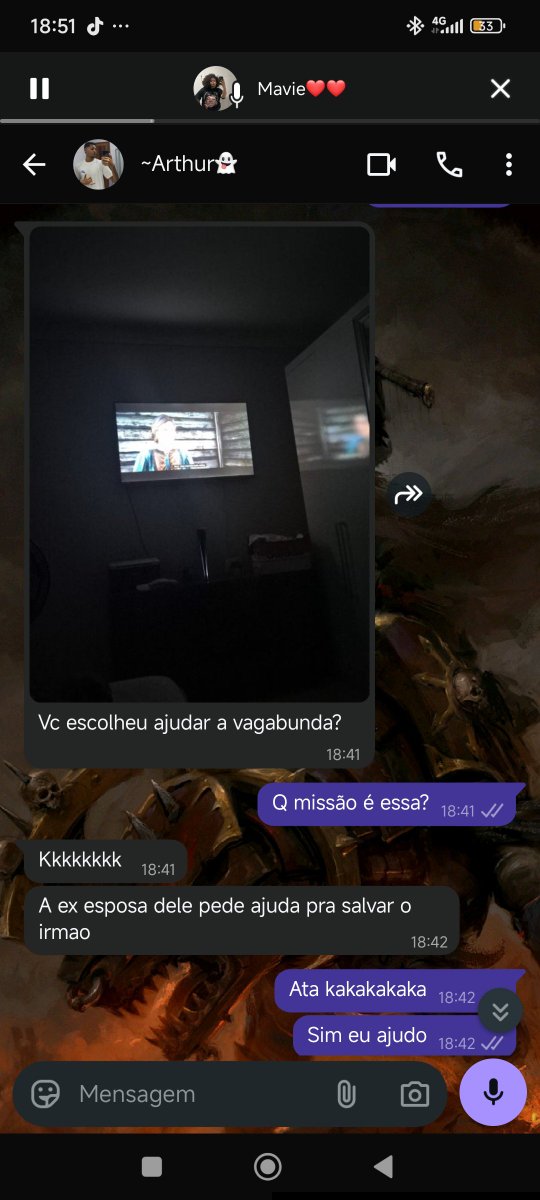 __ARTsfd__'s tweet photo. Muito bonitinho ver meu amigo @_arthur_05_ jogando RDR 2 pela 1 vez e me perguntando oq eu fiz em x missões e pedindo dicas https://t.co/hmU0MgQRkb