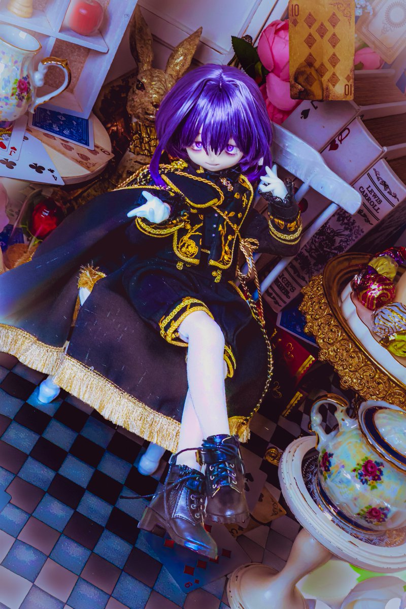 mosofujiko_act0's tweet photo. 😈『ごきげんよう。本日は火曜日ですね。​​さあ、背筋を伸ばし、堂々と今日という日を支配しなさい。期待しておりますよ。』
#マリゾー　#おはドル https://t.co/WKM39YMzqD