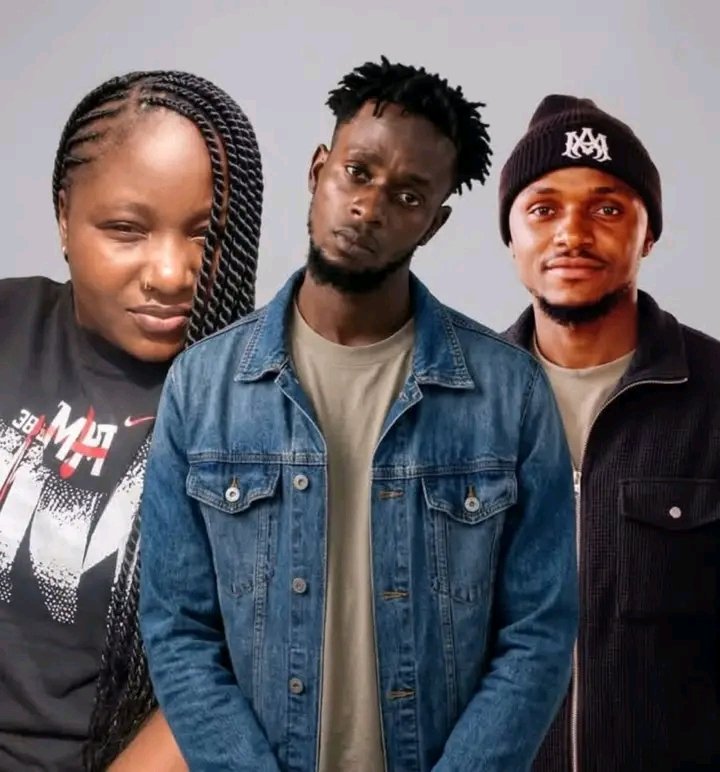 Johnybreez's tweet photo. The 3 people shot death today in Bamenda, Albertine Bomnyuy, Febrice and Emile.
Albertine &amp; Fabrice died at the spot, Emile was rushed to the hospital but died.
Albertine just came from nso after the husband was killed. She was a widow with 3kids sellx “Irish potatoes &amp; egg” 
🕯️ https://t.co/hunKpOI1Kp