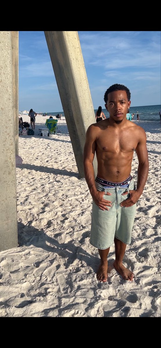 lovesavionn's tweet photo. https://t.co/2yA3MKe0Iq